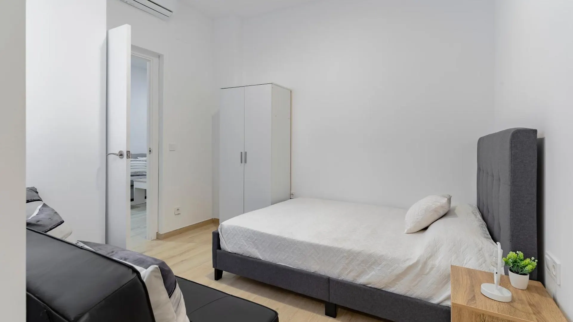 Villa Casa Premium Playa Centro Estacion De Tren Málaga 0*,